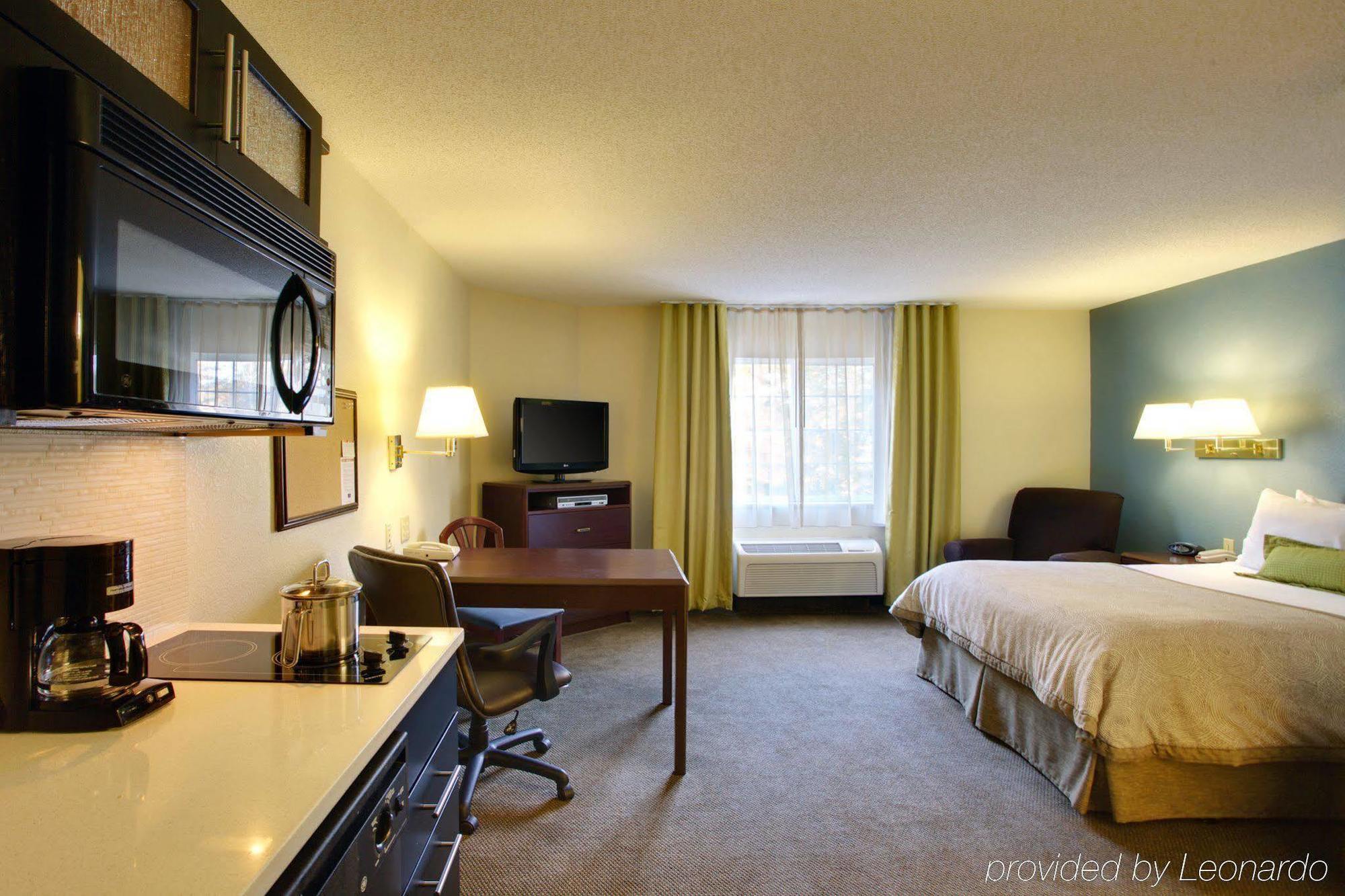 Candlewood Suites Raleigh Crabtree By Ihg Exteriör bild
