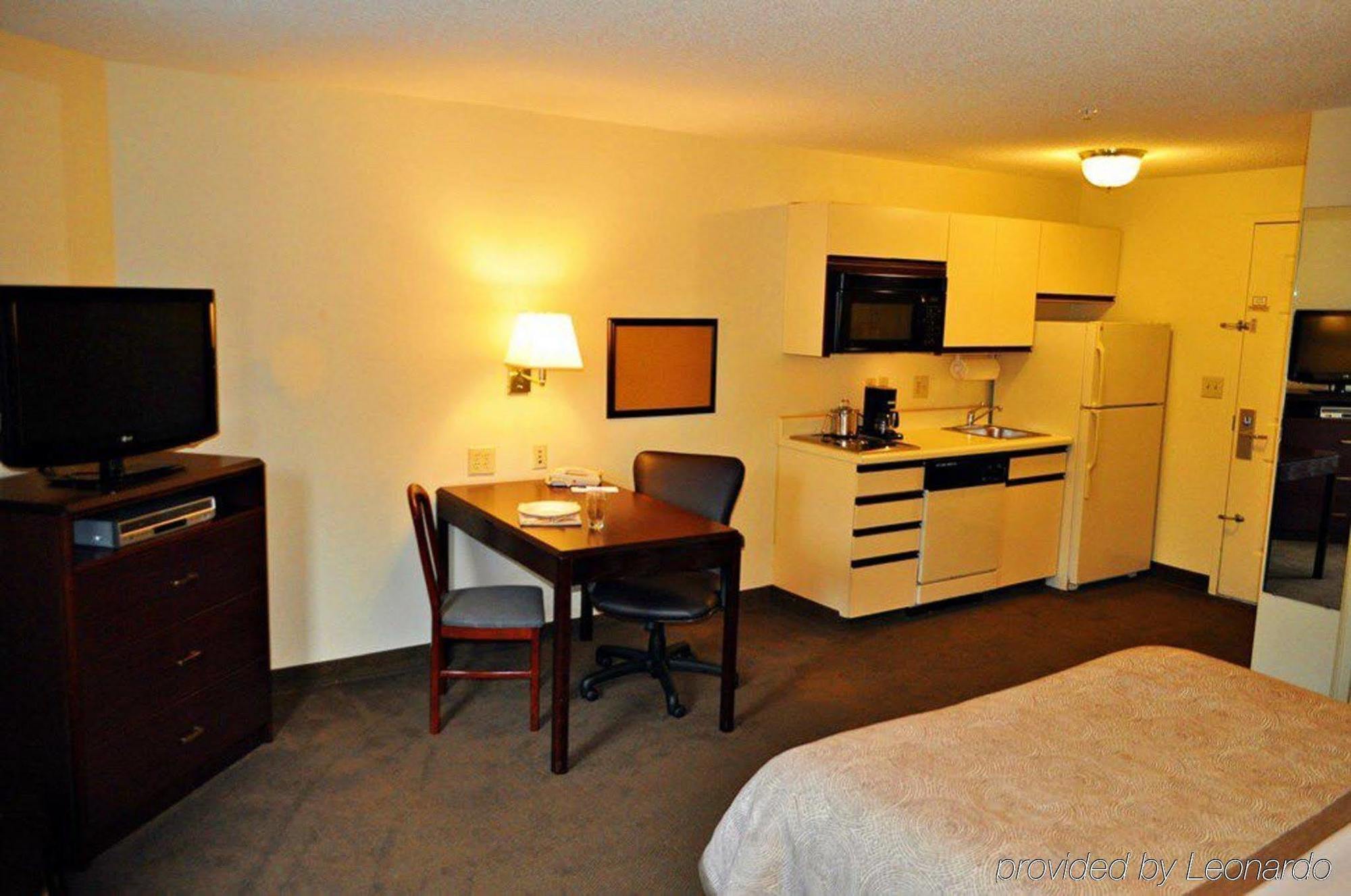 Candlewood Suites Raleigh Crabtree By Ihg Exteriör bild