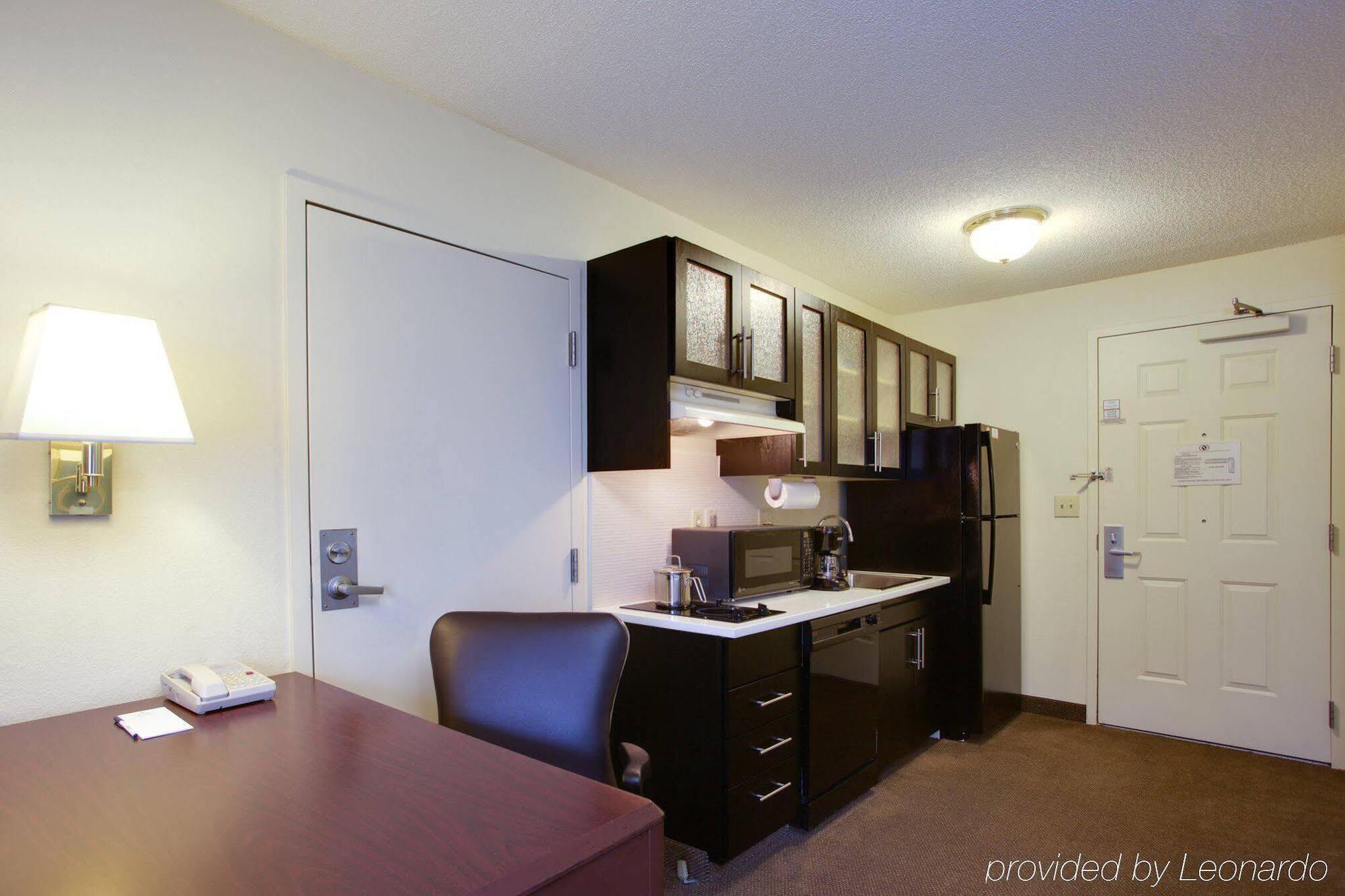 Candlewood Suites Raleigh Crabtree By Ihg Exteriör bild